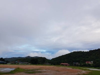 บ้าน 'อีต่อง' ทองผาภูมิ กาญจนบุรีนี่เอง ~