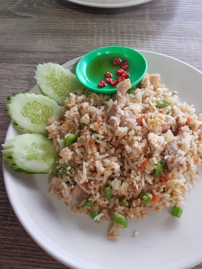 บ้าน 'อีต่อง' ทองผาภูมิ กาญจนบุรีนี่เอง ~