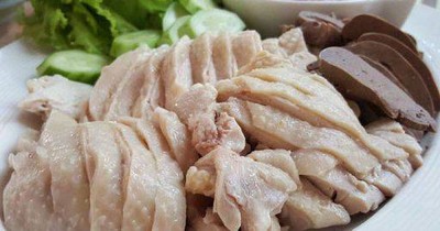 ข้าวมันไก่เจ๊หงษ์ (Jae Honk Chicken Rice) พุทธมณฑล สาย2 ข้าวมันไก่เจ๊หงษ์ (Jae Honk Chicken Rice) พุทธมณฑล สาย2