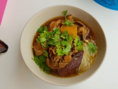 บ้าน 'อีต่อง' ทองผาภูมิ กาญจนบุรีนี่เอง ~