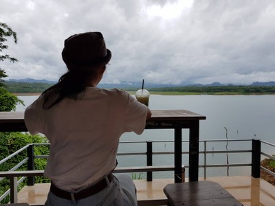 บ้าน 'อีต่อง' ทองผาภูมิ กาญจนบุรีนี่เอง ~