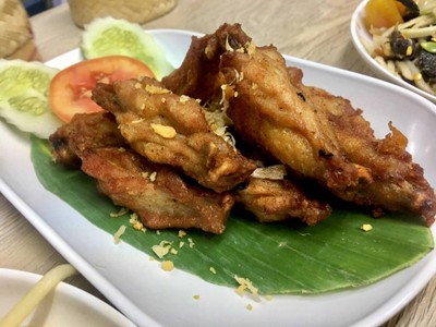 ปีกไก่ทอด