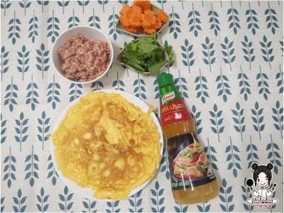 วิธีทำ ต้มจืดไข่น้ำหมู​สับ​🐷🥚🍳BY.ซอส​ข้น​ปรุงรส​(คนอร์)​