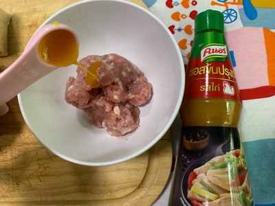 วิธีทำ แซนวิชหมูทอดไข่ดาว วิธีทำ แซนวิชหมูทอดไข่ดาว
