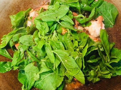 วิธีทำ กะเพรากุ้ง