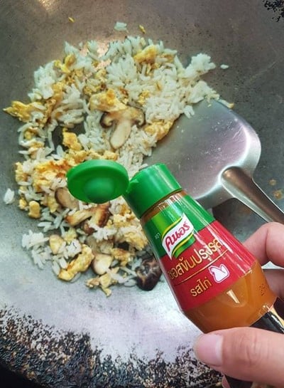 วิธีทำ ข้าวผัดเห็ดหอมใส่ไข่ วิธีทำ ข้าวผัดเห็ดหอมใส่ไข่
