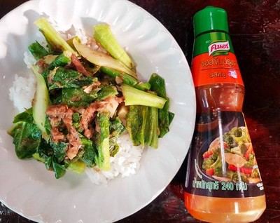 ผัดคะน้าปลาทูเค็ม