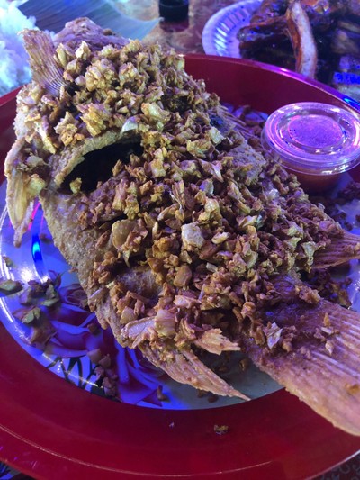 ปลาทอดกระเทียม