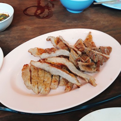 เนื้อเสือร้องไห้ย่าง