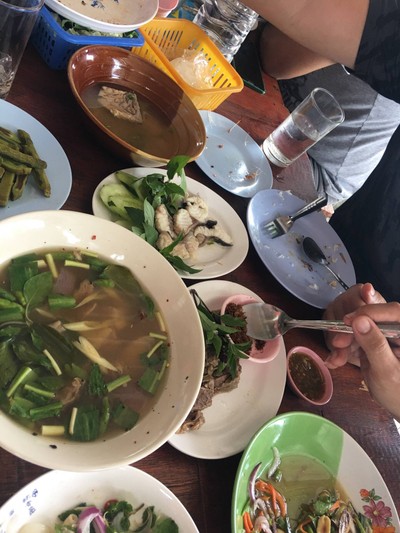 อาหาร หรือ เครื่องดื่ม