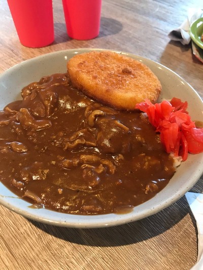 ข้าวแกงกะหรี่หมู เพิ่มไก่ทอด