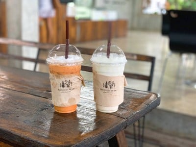 เมนูของร้าน Montreux Cafe & Farm