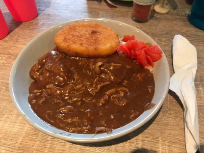 ข้าวแกงกะหรี่หมู เพิ่มไก่ทอด