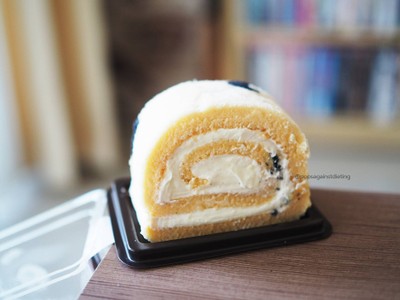 โรลนมสด