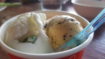 ไอศกรีมแก้เผ็ดหน่อยครับ