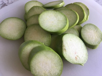 วิธีทำ ไข่เจียวมะเขือยาว วิธีทำ ไข่เจียวมะเขือยาว