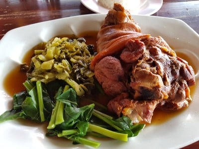 โรงเตี๊ยม