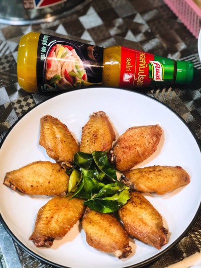 ปีกไก่ทอดคนอร์ 