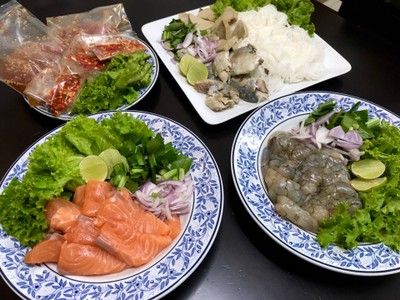 อาหาร หรือ เครื่องดื่ม