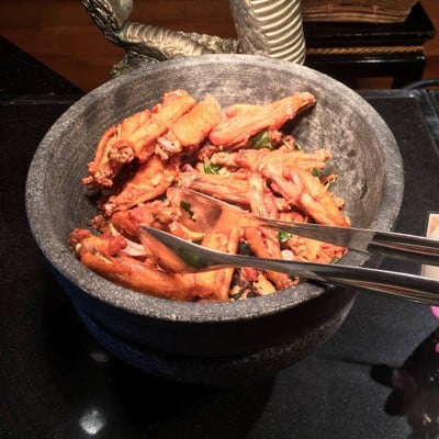 ปีกไก่ทอดน้ำปลา