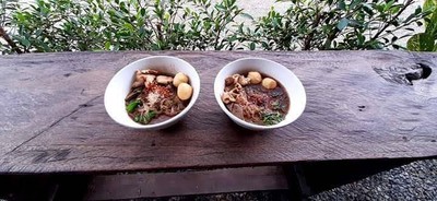 เตี๋ยวเรือเส้นเล็ก