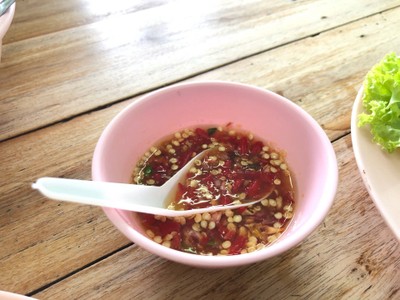 น้ำจิ้ม มาพร้อมปลาทอด
