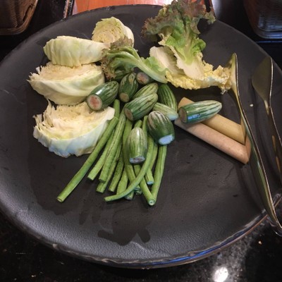 ผักเครื่องเคียง