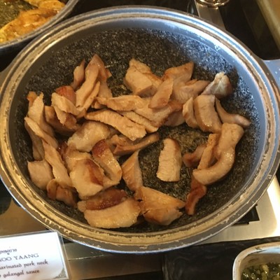 คอหมูย่าง