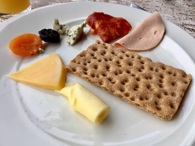 One night hideaway in “Samed”.