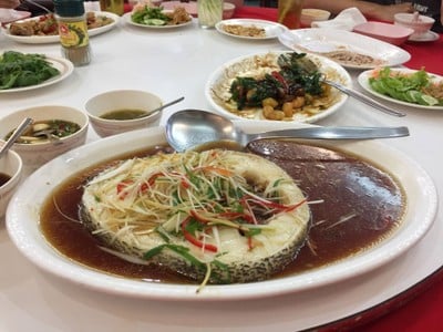 ภัตตาคารนิวกวงเม้ง (New Kaung Mheng Restaurant) ภัตตาคารนิวกวงเม้ง (New Kaung Mheng Restaurant)
