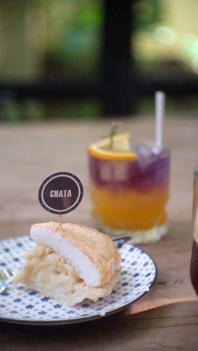เมนูของร้าน CHATA Specialty Coffee
