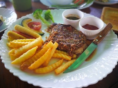 เมนูของร้าน Tree & Tide Riverside