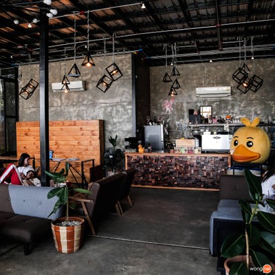 บรรยากาศ Duck Up Cafe