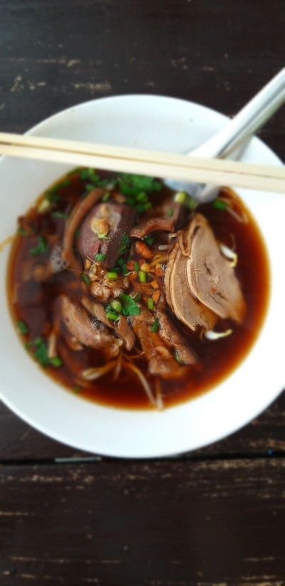บะหมี่ก๋วยเตี๋ยวเป็ด
