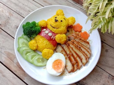 ข้าวขมิ้นหมูอบซอส