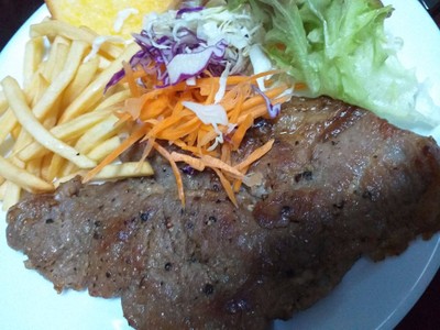 อาหาร หรือ เครื่องดื่ม