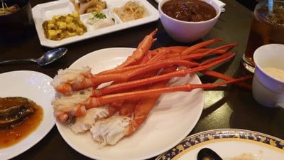 อาหาร หรือ เครื่องดื่ม