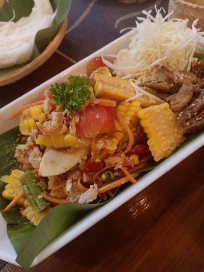 ตำข้าวโพดไข่เค็ม