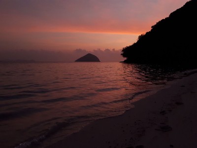สระว่ายน้ำ/ชายหาด