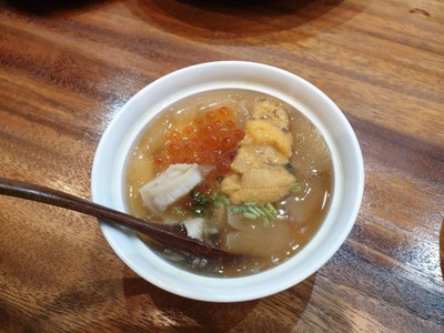 โอมากาเซะ (ไข่ตุ๋นหูฉลาม)