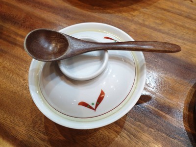 โอมากาเซะ (ไข่ตุ๋นหูฉลาม)