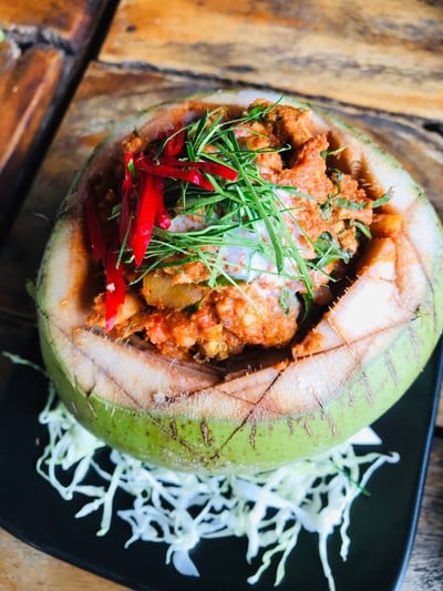 ห่อหมกทะเลมะพร้าวอ่อน