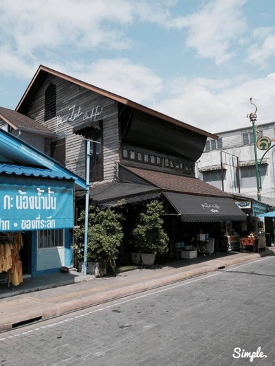 ภายนอกร้าน