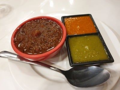 อาหาร หรือ เครื่องดื่ม