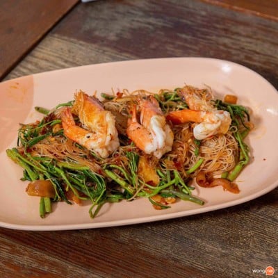 เมนูของร้าน กุ้ง อิ่ม อร่อย 1 เจ๊อ๋า ผัดไทย หอยทอด