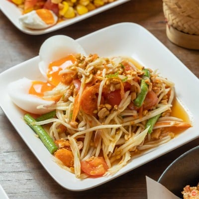 แซ่บบาร์