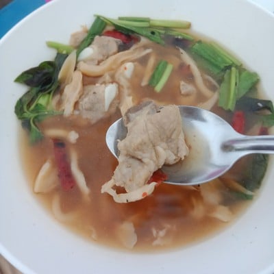 ต้มแซ่บกระดูกอ่อน