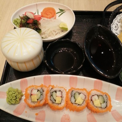 อาหาร หรือ เครื่องดื่ม