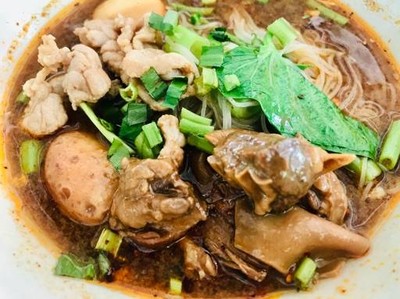 ก๋วยเตี๋ยวเรือซาฟารีสูตรกะทิ ทางเข้าซาฟารีเวิล์ด ก๋วยเตี๋ยวเรือซาฟารีสูตรกะทิ ทางเข้าซาฟารีเวิล์ด