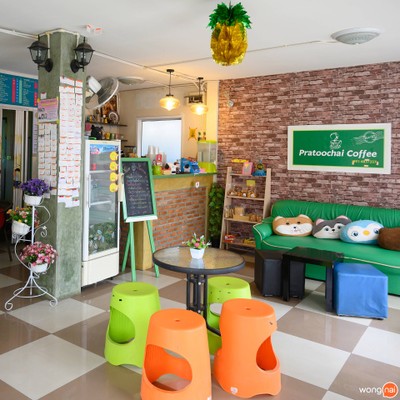 บรรยากาศ ประตูชัย คอฟฟี่